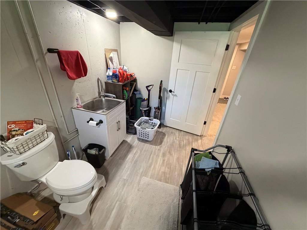 3609 N 154th Terrace — photo 22