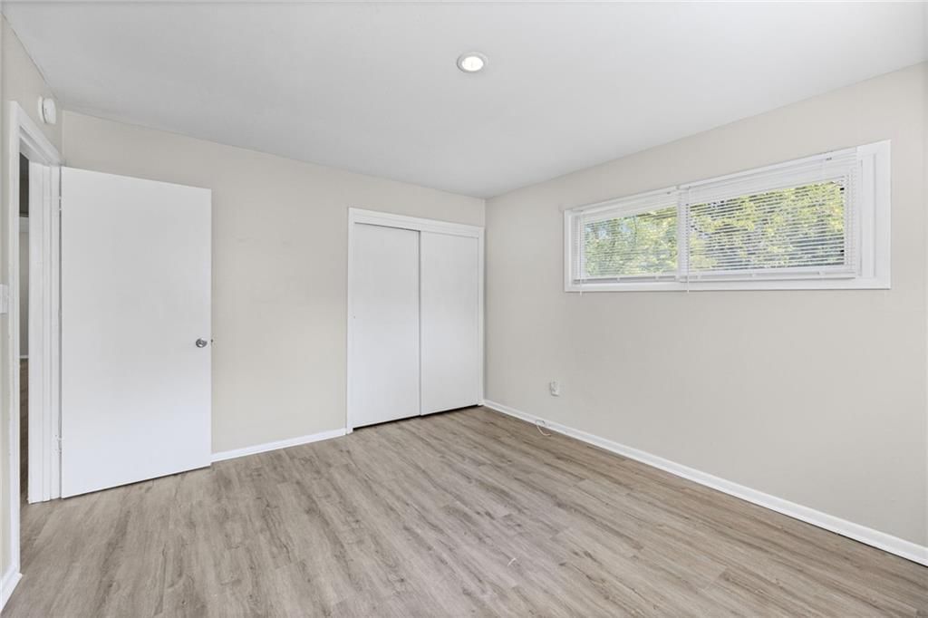 11305 Crystal Avenue — photo 14