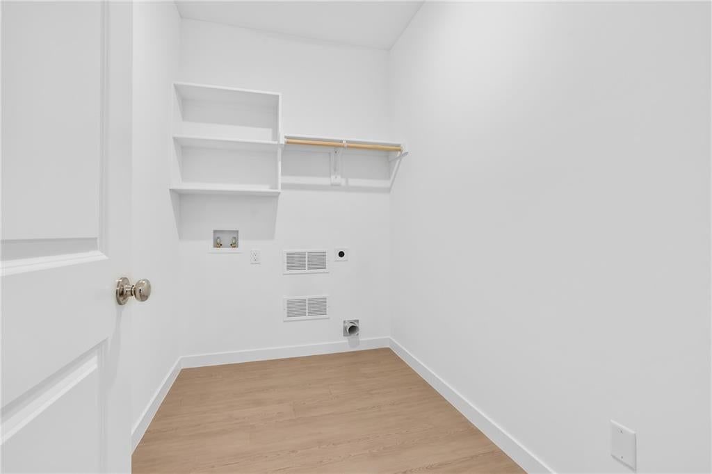 21347 Cleveland Street — photo 16