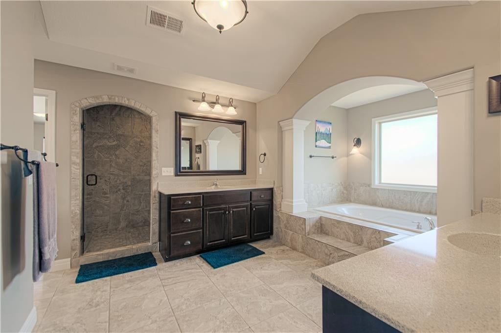 15553 W 163rd Terrace — photo 24