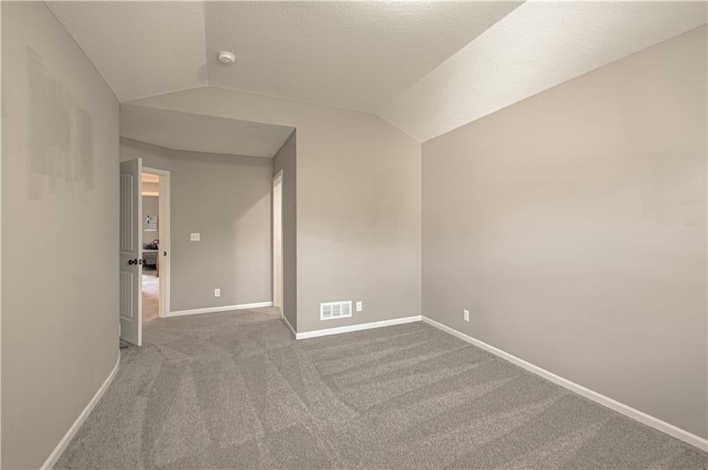 15553 W 163rd Terrace — photo 28