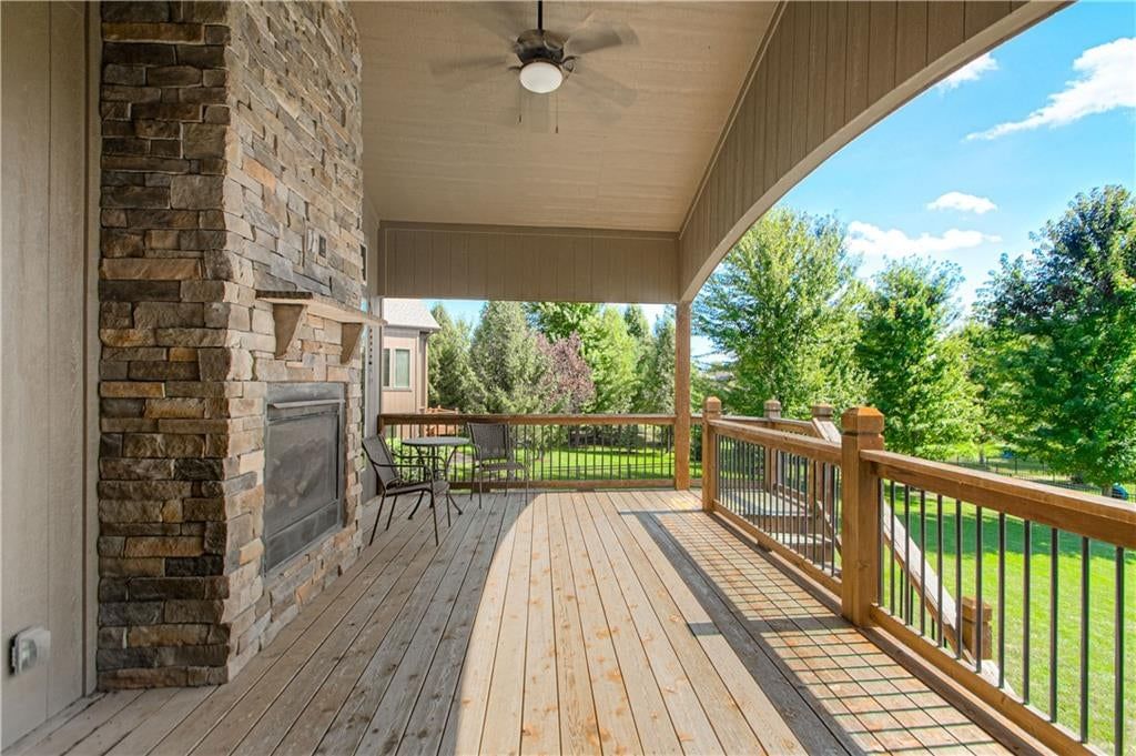 15553 W 163rd Terrace — photo 40