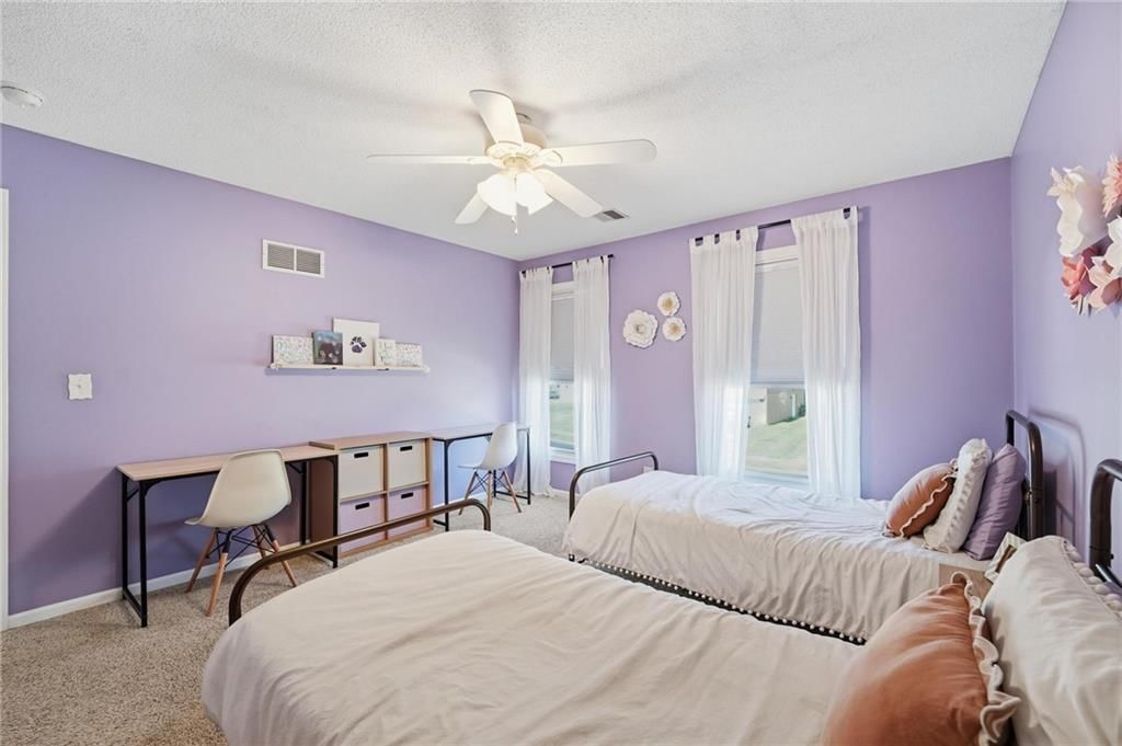 6122 N Coventry Avenue — photo 17