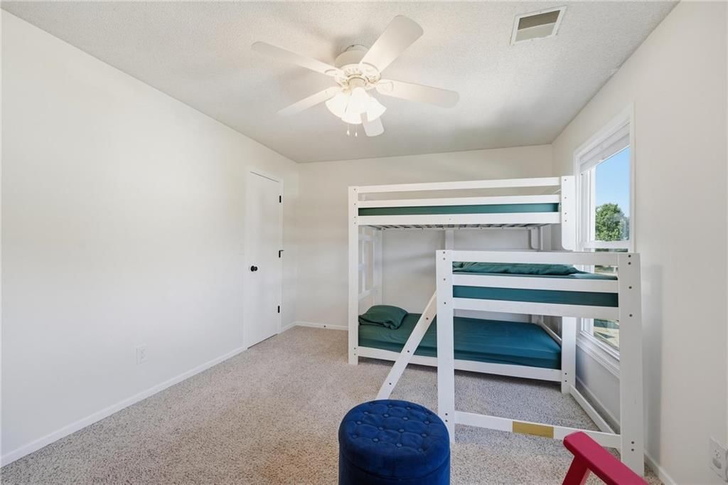 6122 N Coventry Avenue — photo 21