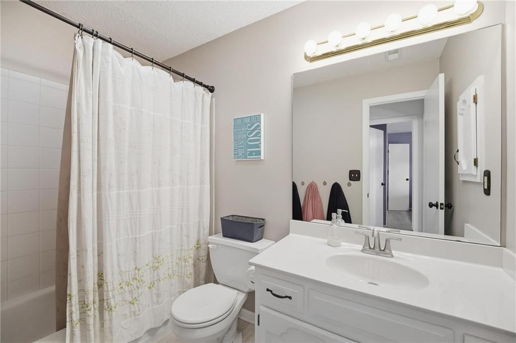 6122 N Coventry Avenue — photo 23