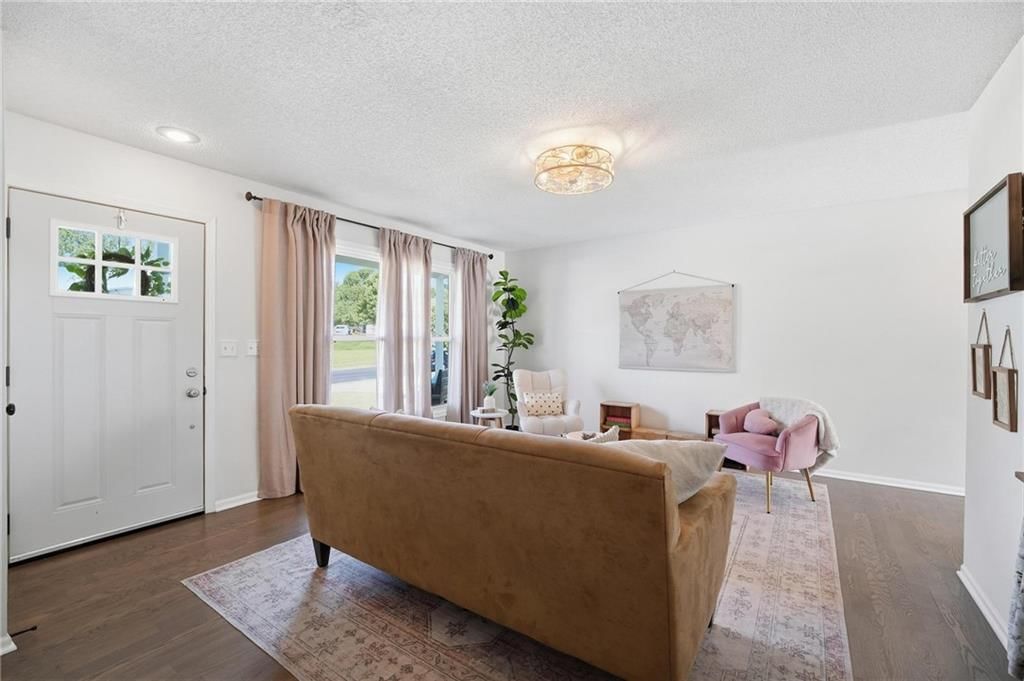 6122 N Coventry Avenue — photo 32