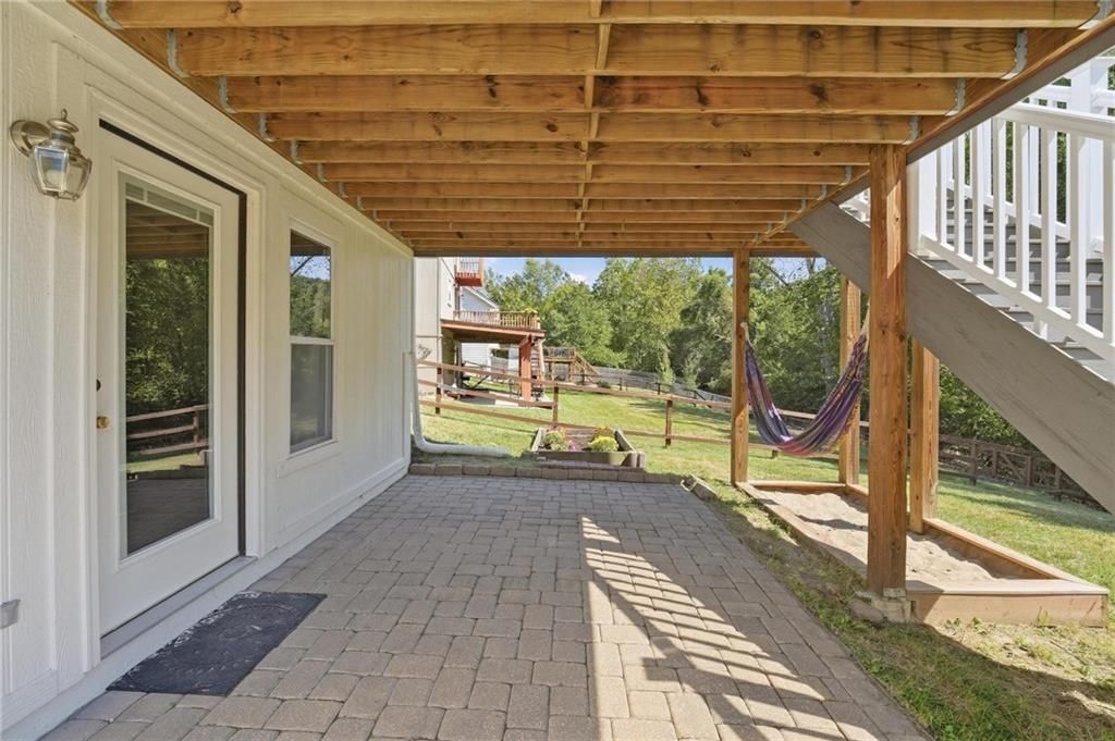 6122 N Coventry Avenue — photo 51