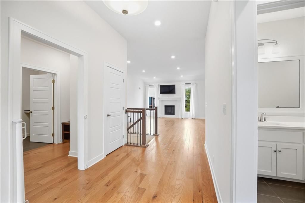 7445 NW Chambers Court — photo 6