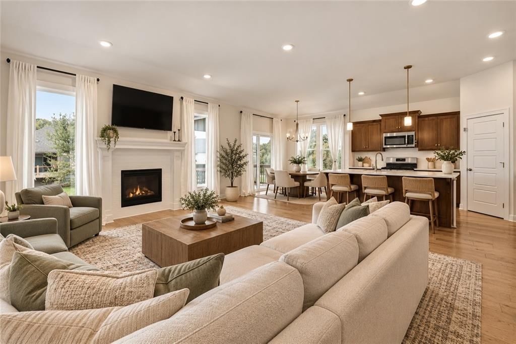 7445 NW Chambers Court — photo 9