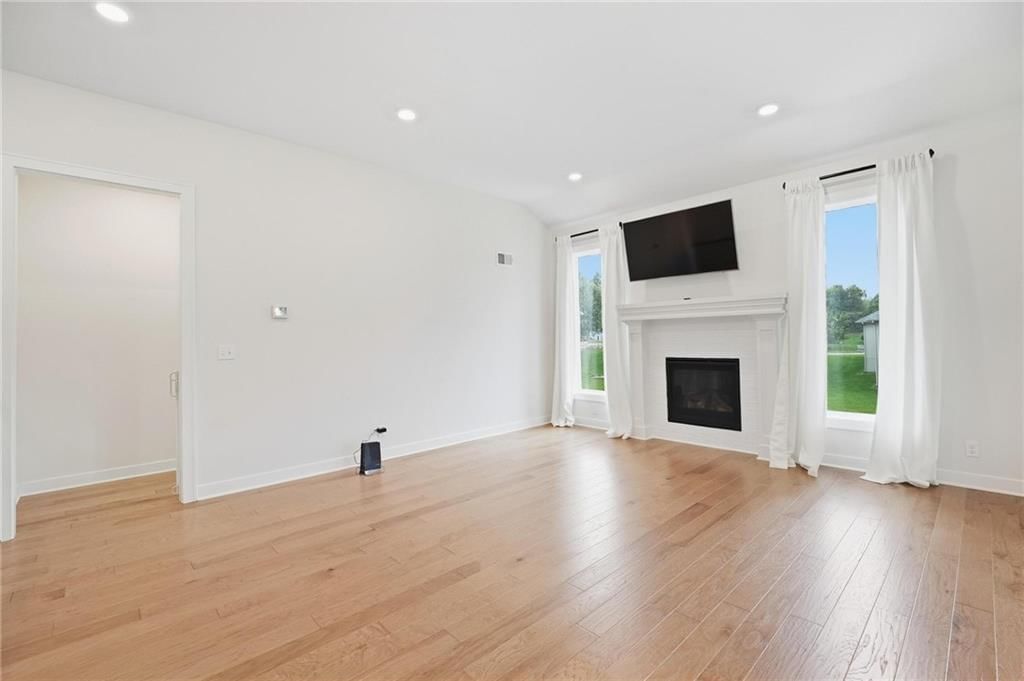 7445 NW Chambers Court — photo 11
