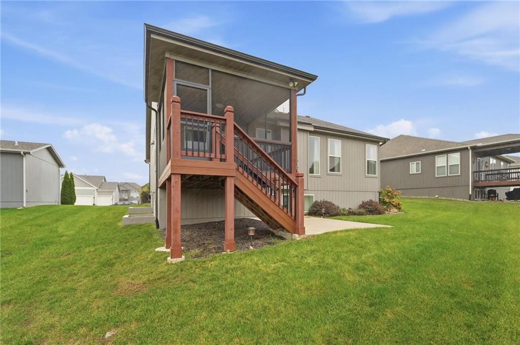 7445 NW Chambers Court — photo 46