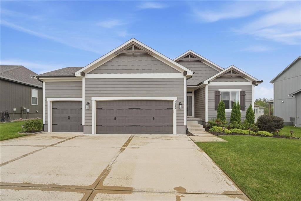 7445 NW Chambers Court — photo 50