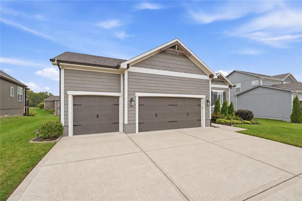 7445 NW Chambers Court — photo 53