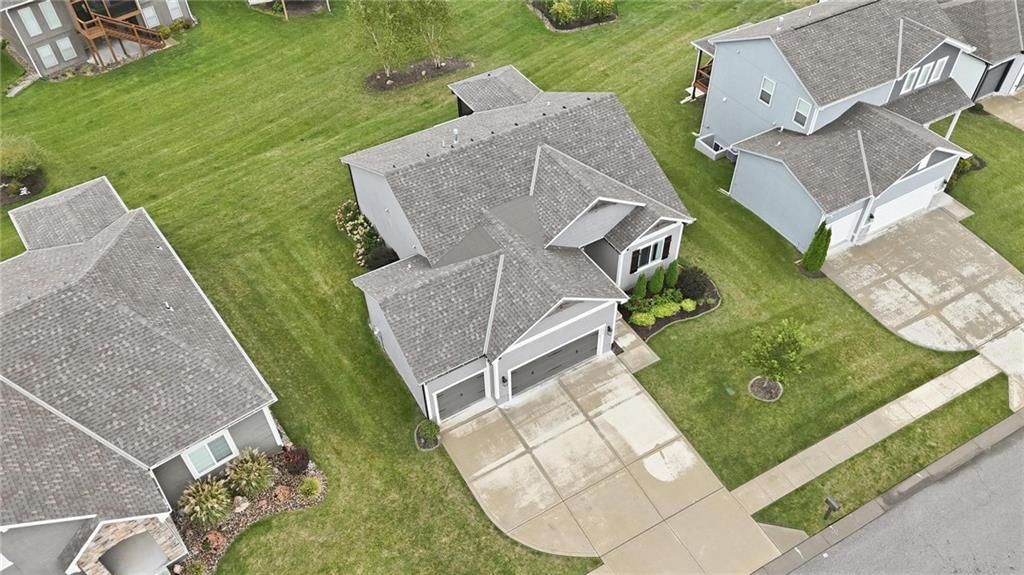 7445 NW Chambers Court — photo 57