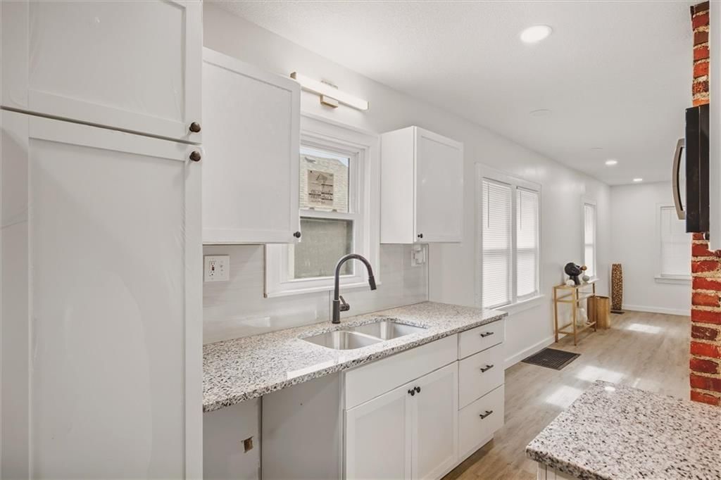 6825 S Benton Avenue — photo 9