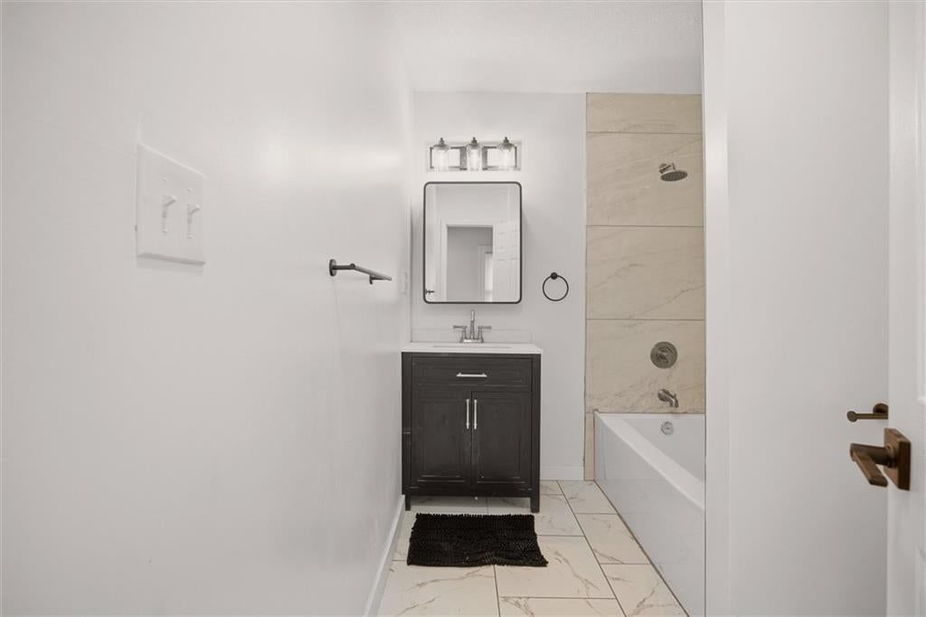 6825 S Benton Avenue — photo 13