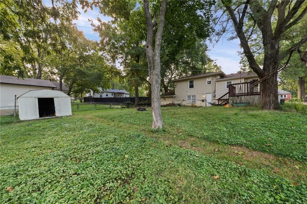4508 NE 49th Terrace — photo 17