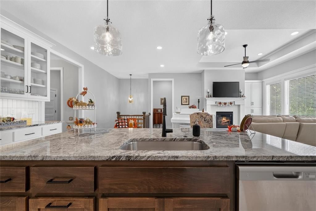 1169 SW Whitby Drive — photo 14