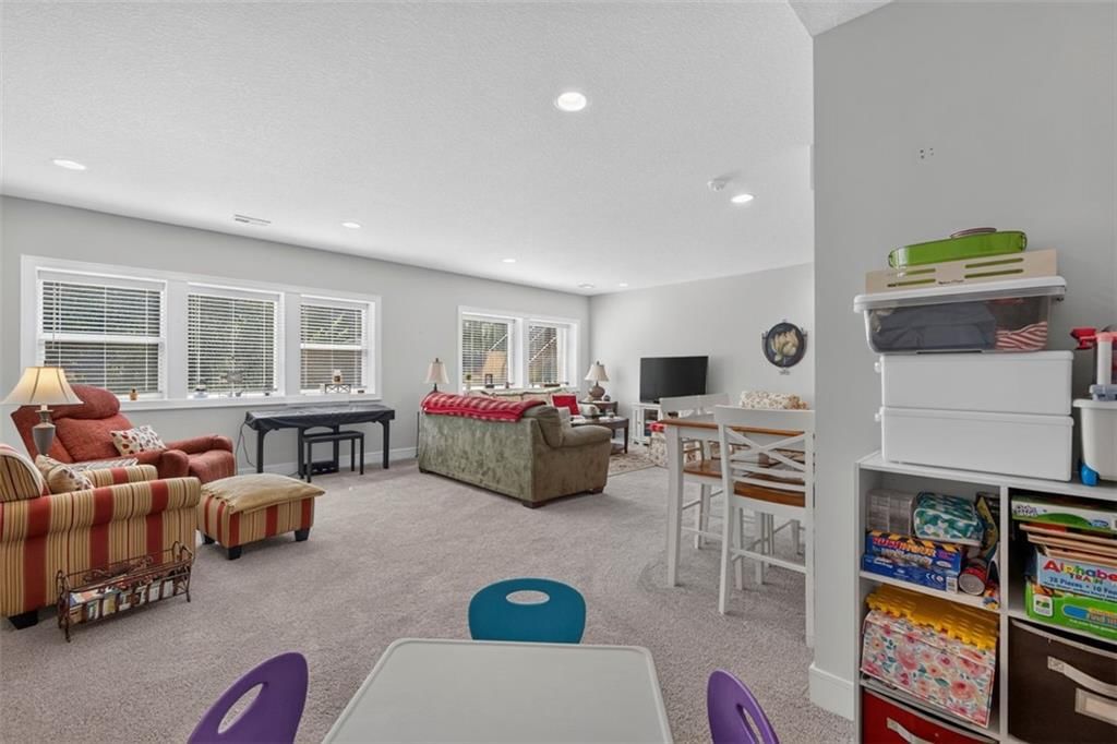 1169 SW Whitby Drive — photo 47