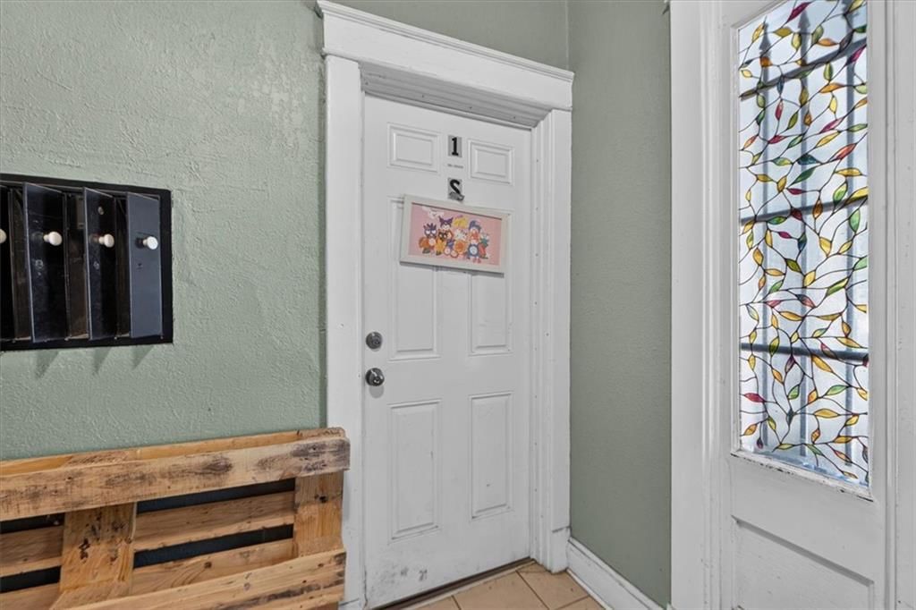 203 N Mersington Avenue — photo 5