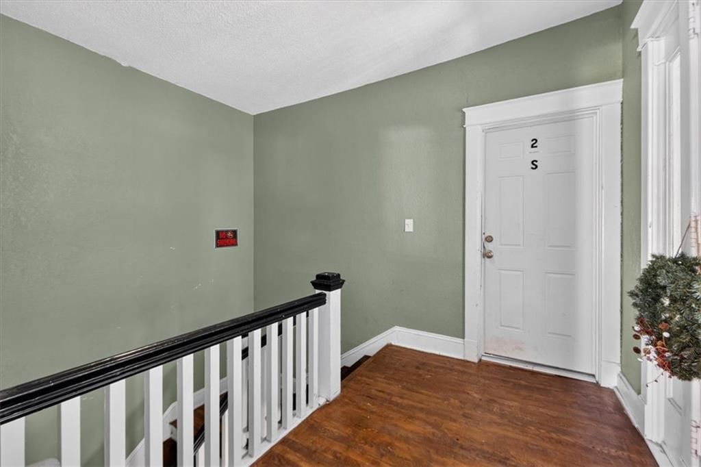 203 N Mersington Avenue — photo 9