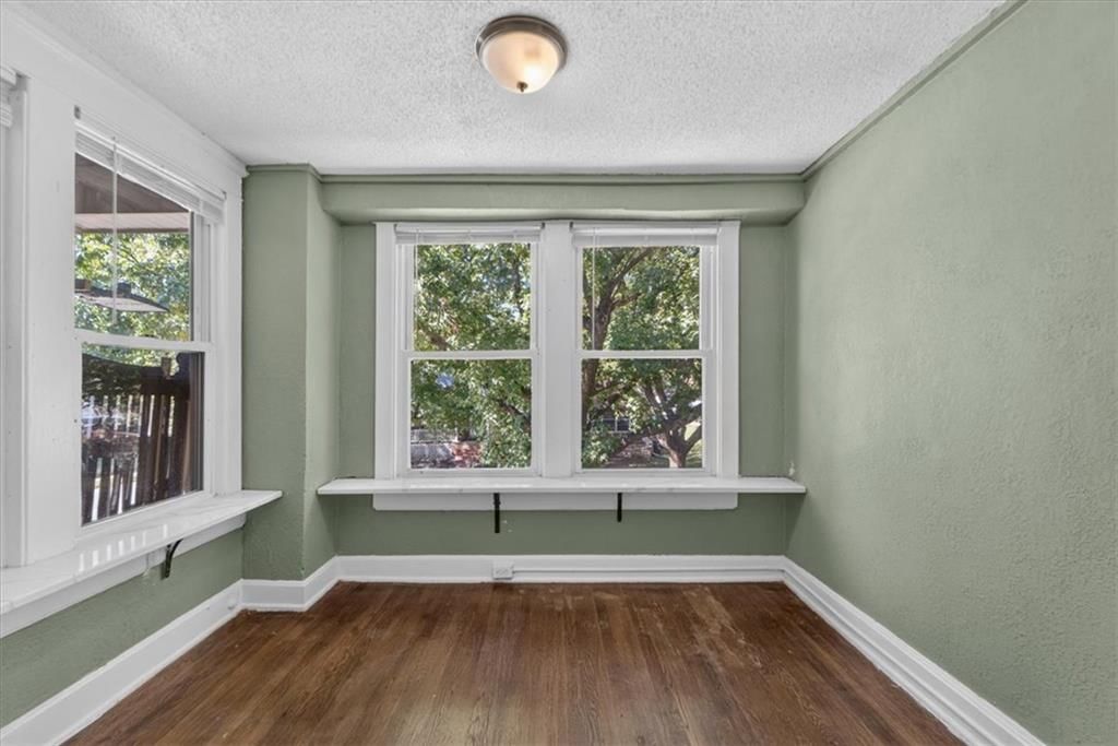 203 N Mersington Avenue — photo 14