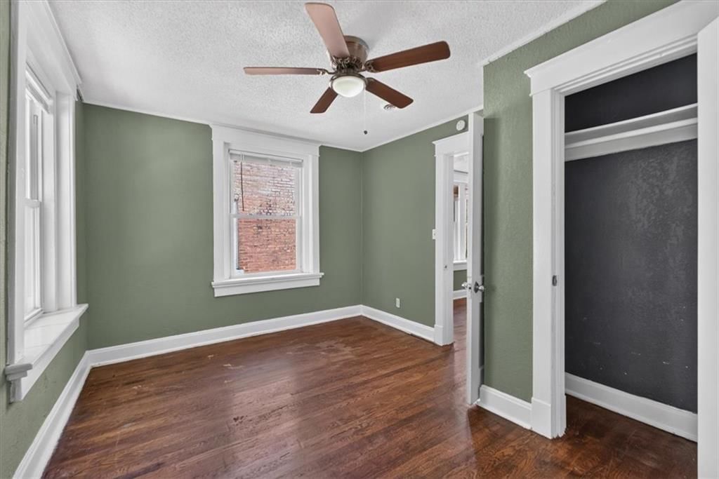 203 N Mersington Avenue — photo 13