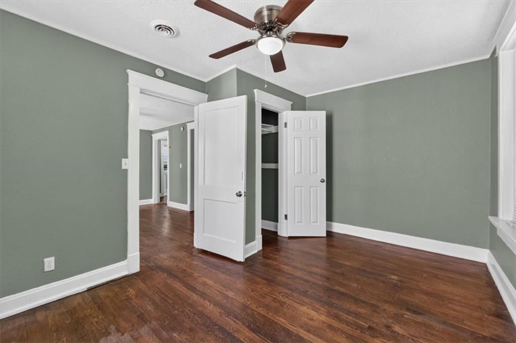 203 N Mersington Avenue — photo 14
