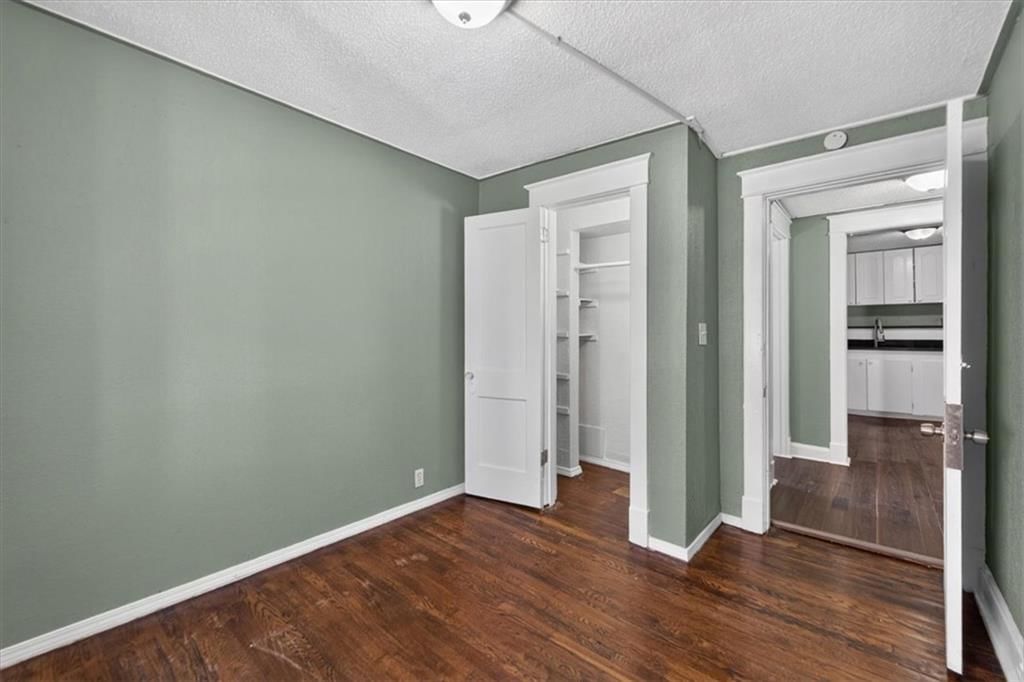 203 N Mersington Avenue — photo 26