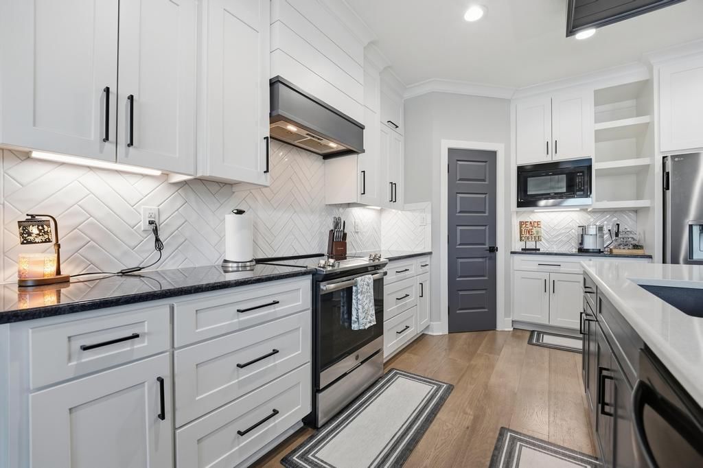 11730 N Laurel Avenue — photo 24