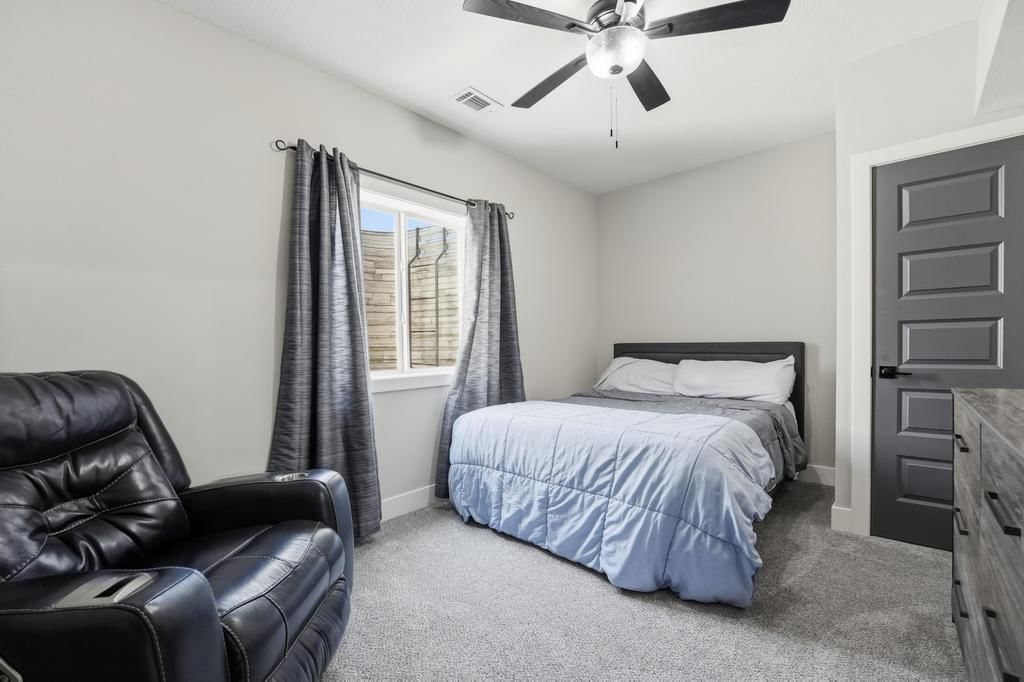 11730 N Laurel Avenue — photo 58