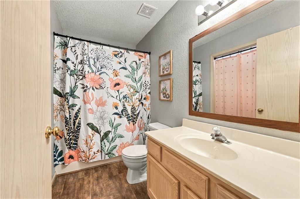 6045 NE Moonstone Drive — photo 15