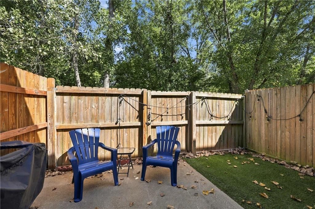 6045 NE Moonstone Drive — photo 17