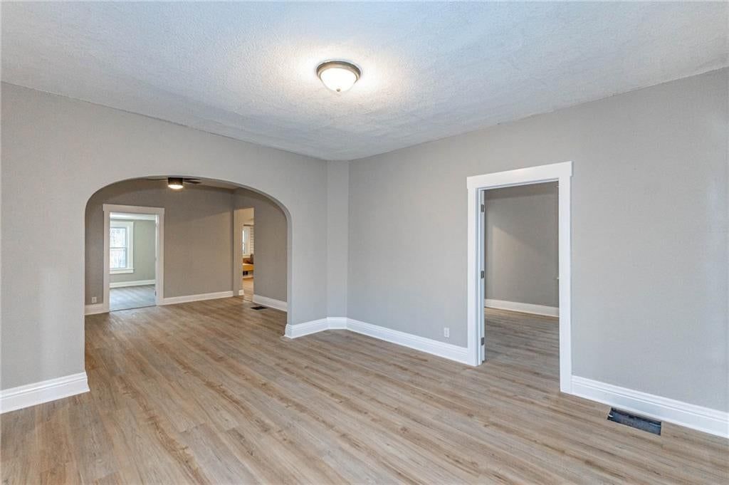 5809 Saint John Avenue — photo 14