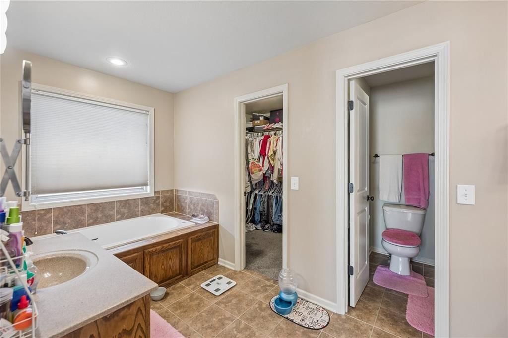 11119 N Madison Avenue — photo 15