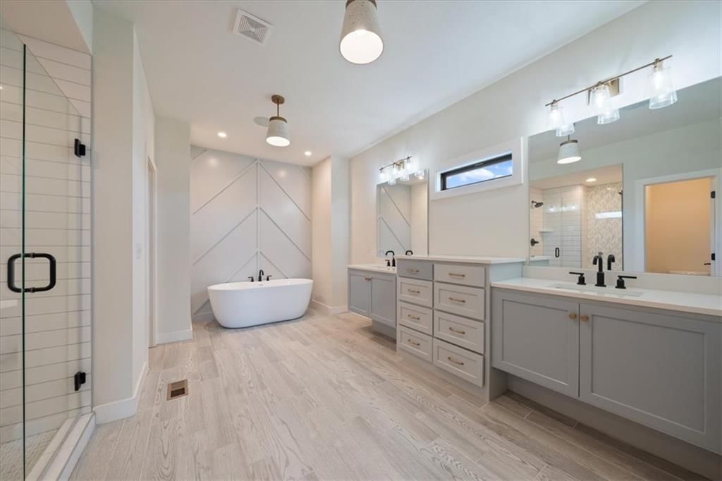 4813 NE Freehold Court — photo 17