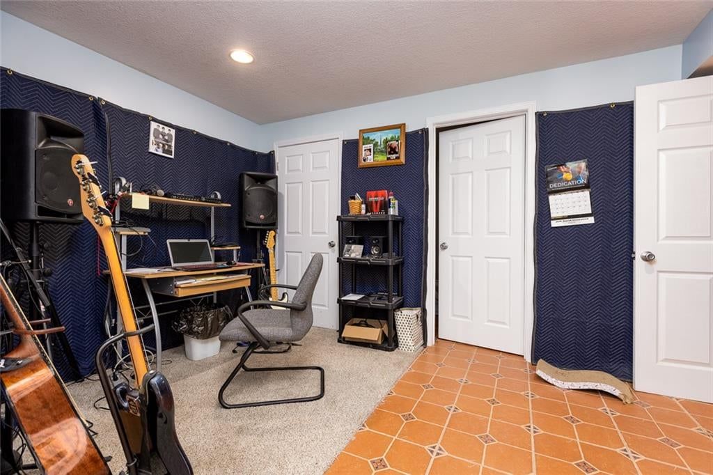 8211 NE 98th Street — photo 40