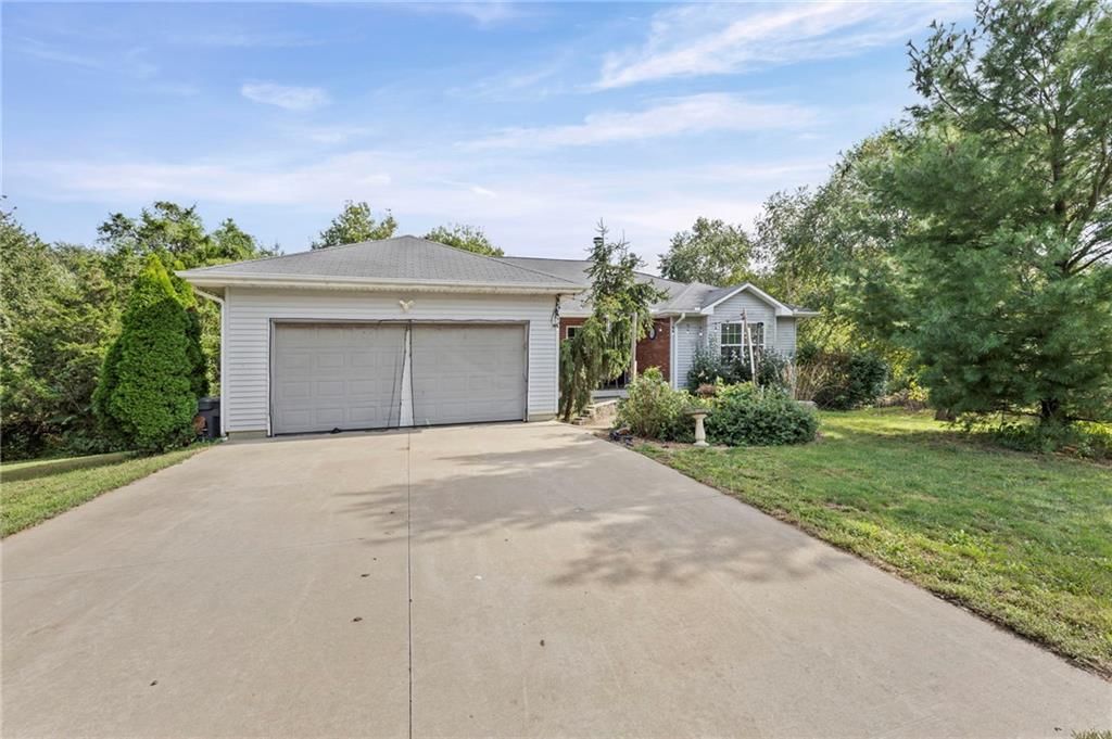 24129 Hollingsworth Road — photo 45