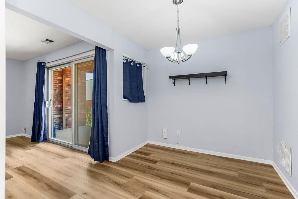 10106 W 96th-#C Terrace — photo 9