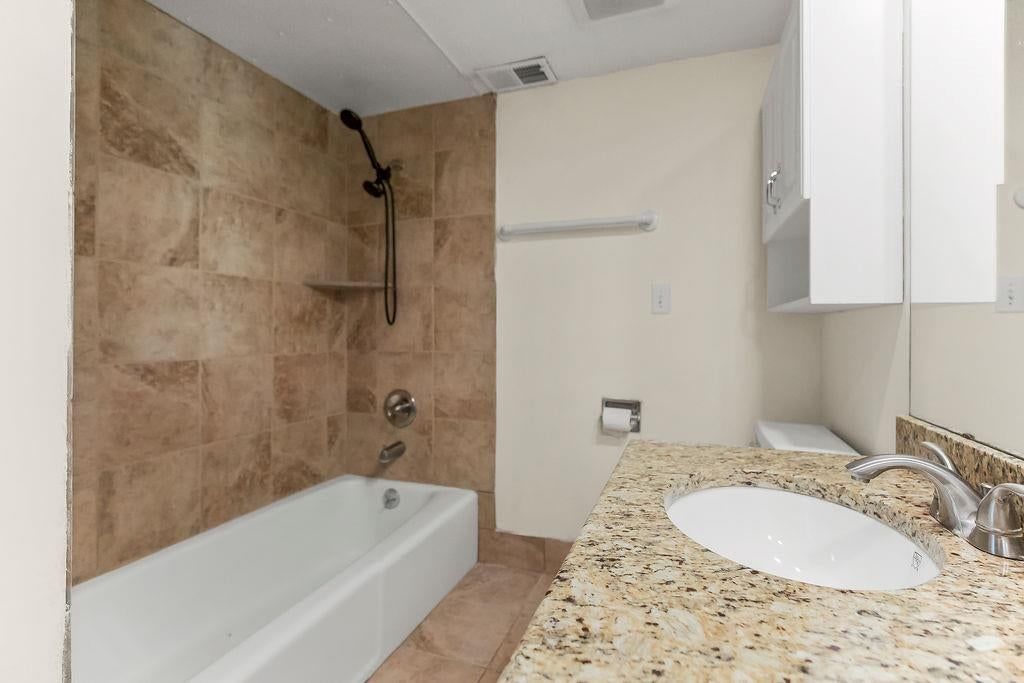 10106 W 96th-#C Terrace — photo 14