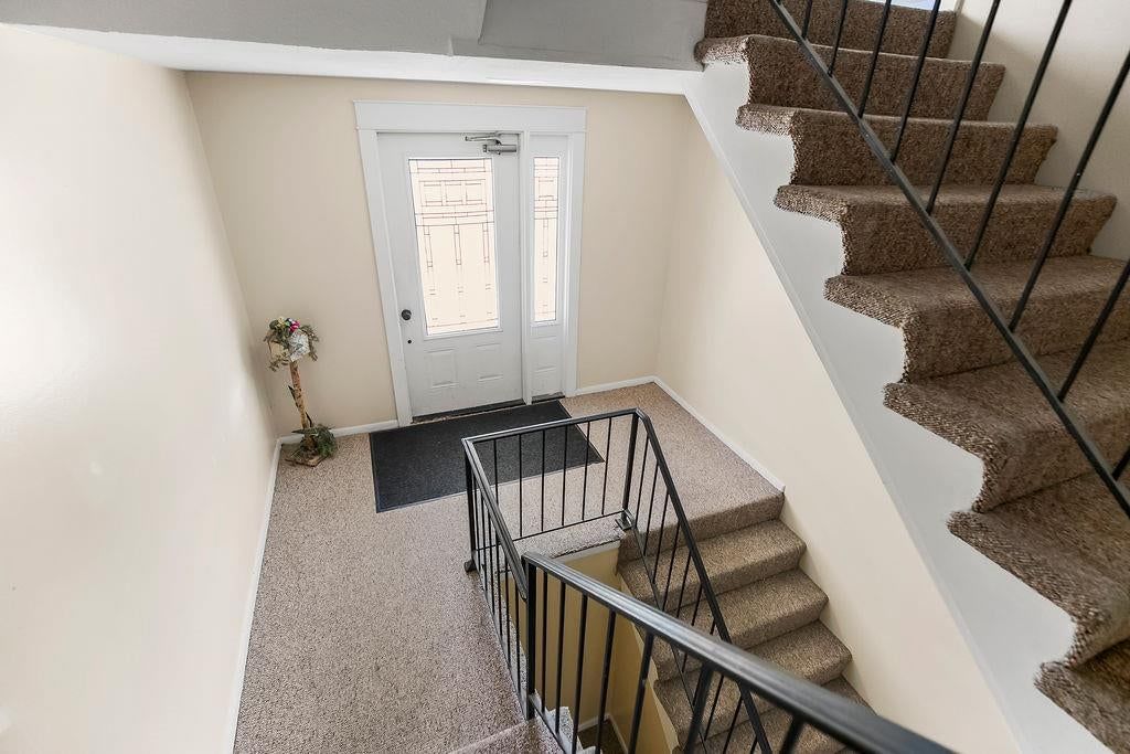 10106 W 96th-#C Terrace — photo 18