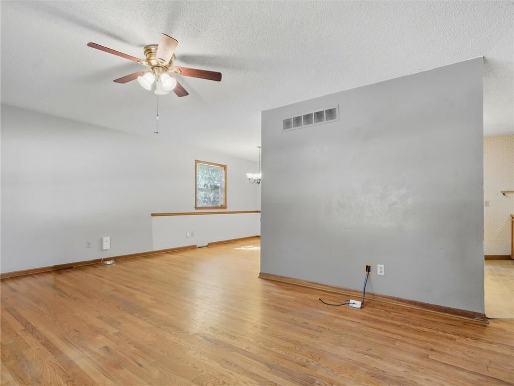 4904 NW Fisk Avenue — photo 5