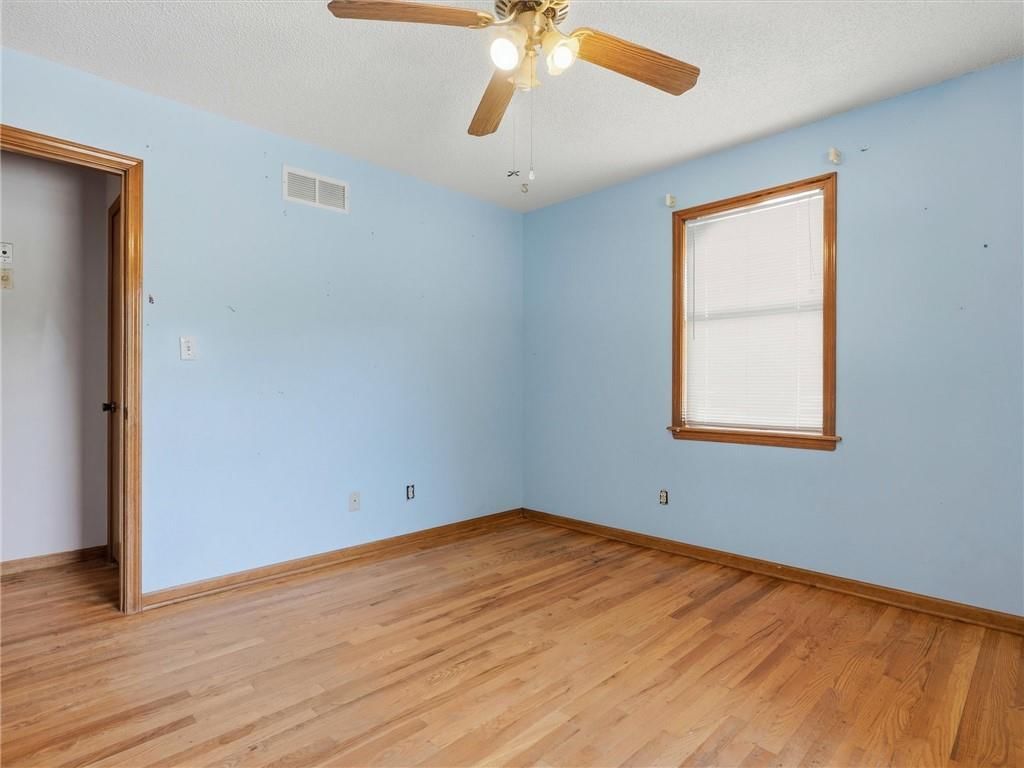4904 NW Fisk Avenue — photo 17