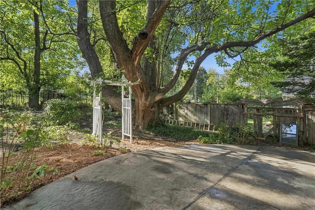 5612 Birch Street — photo 52