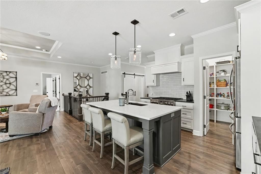 16245 Broadmoor Street — photo 7