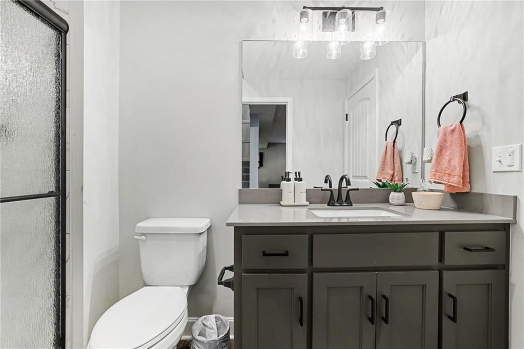 16245 Broadmoor Street — photo 24