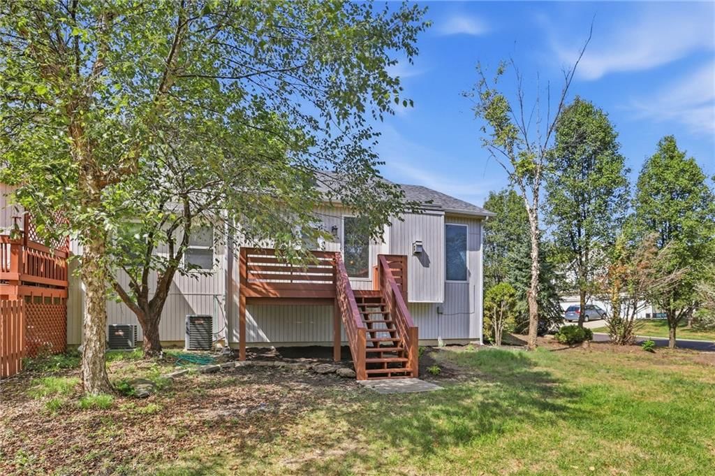 7707 W 149th Street — photo 39