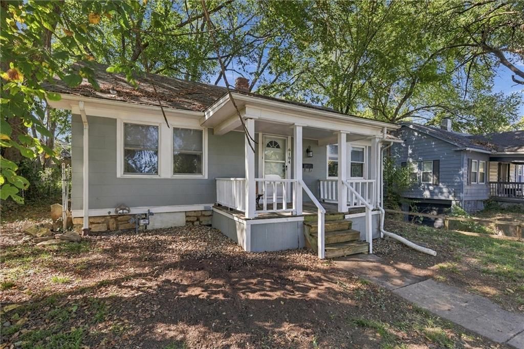 6104 Tracy Avenue, Kansas City, MO: listing photo 3