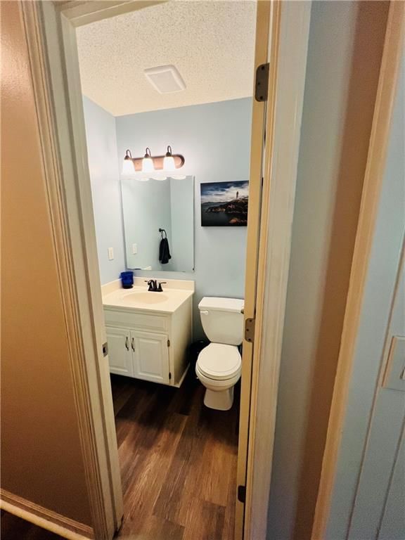 7328 N Corrington Avenue — photo 8