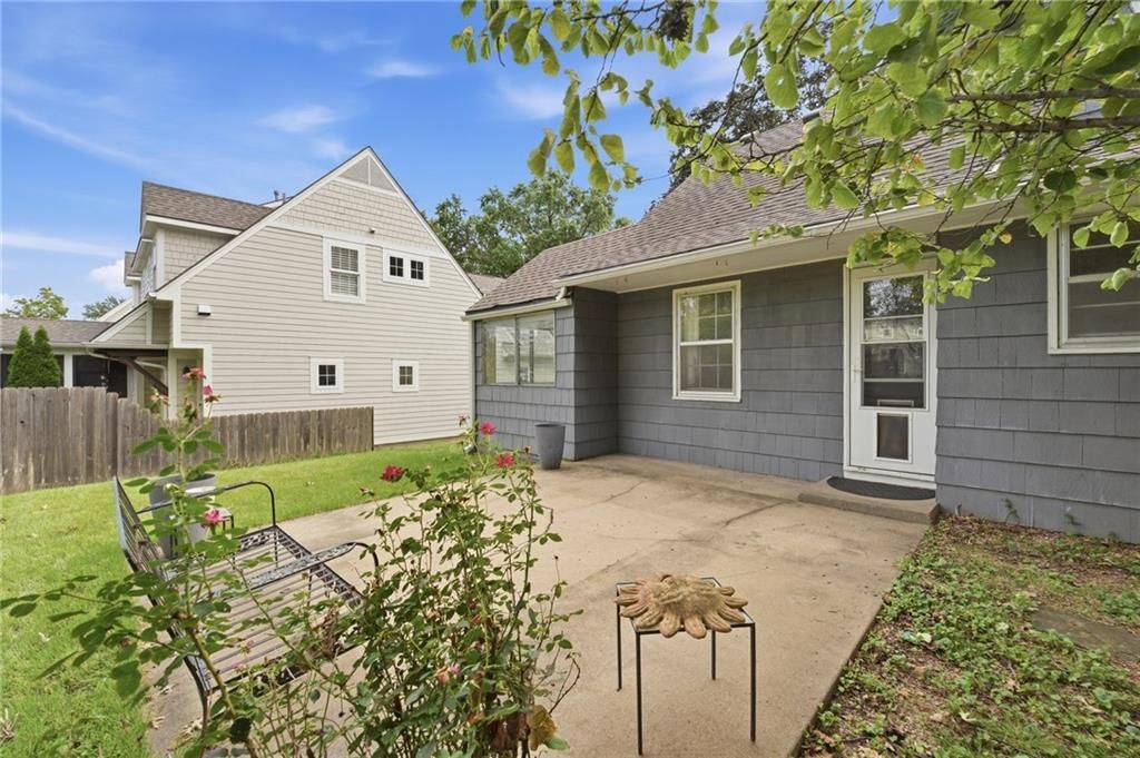 2808 W 51st Terrace — photo 7